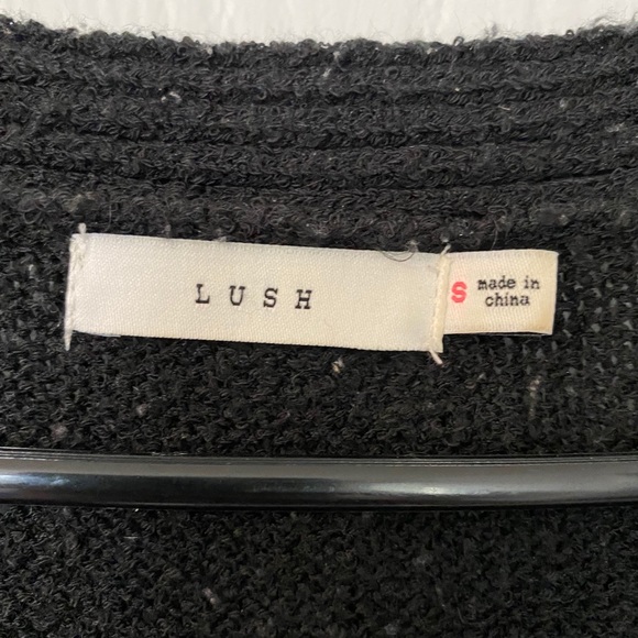 Stylish Black Sweater GUC - Picture 3 of 4